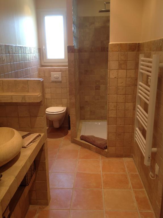 Hotel Le Patio Fleuri Lorgues Habitación foto
