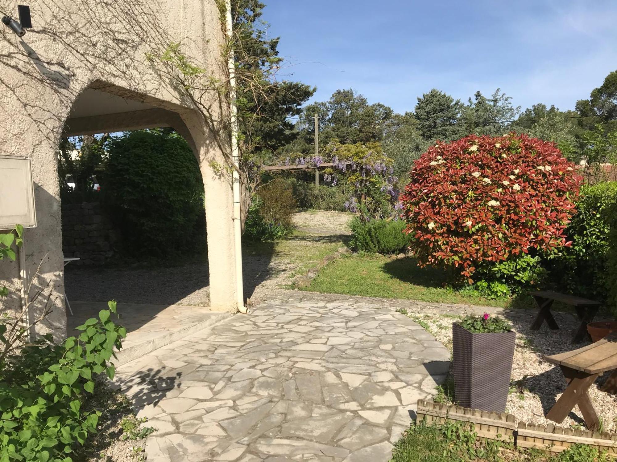 Hotel Le Patio Fleuri Lorgues Exterior foto