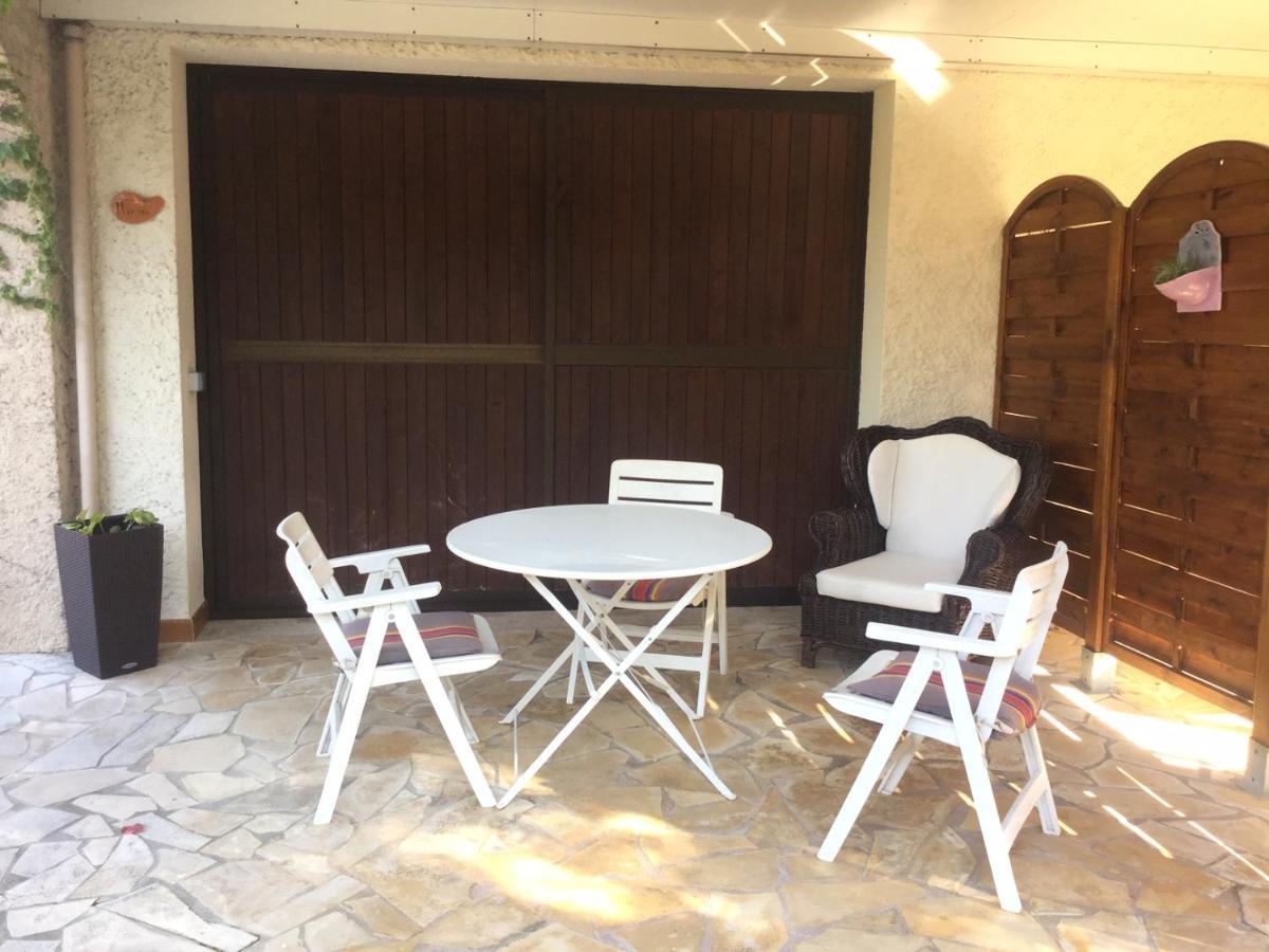 Hotel Le Patio Fleuri Lorgues Exterior foto